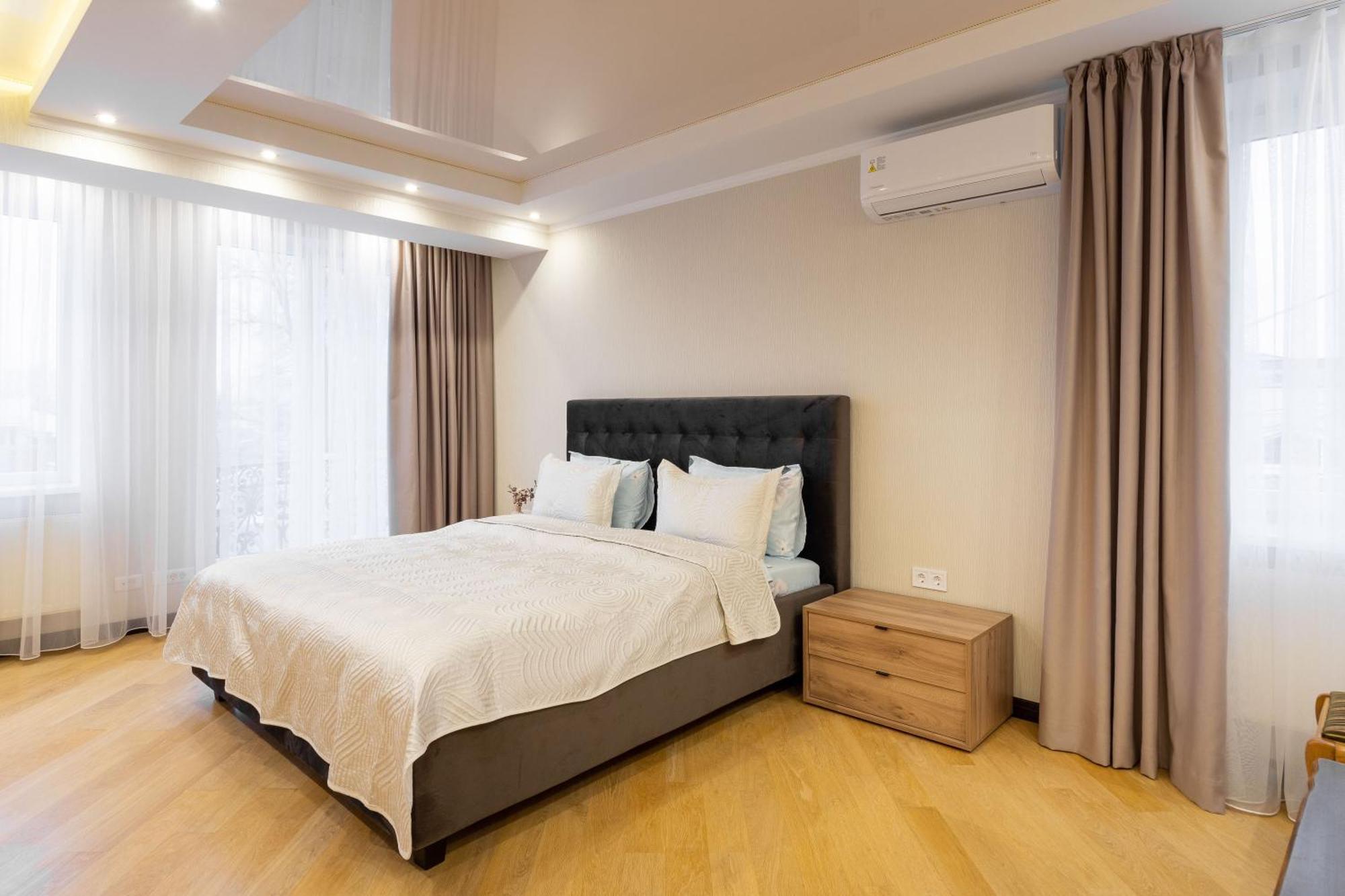 Center Old City Vaikor تشيسيناو المظهر الخارجي الصورة
