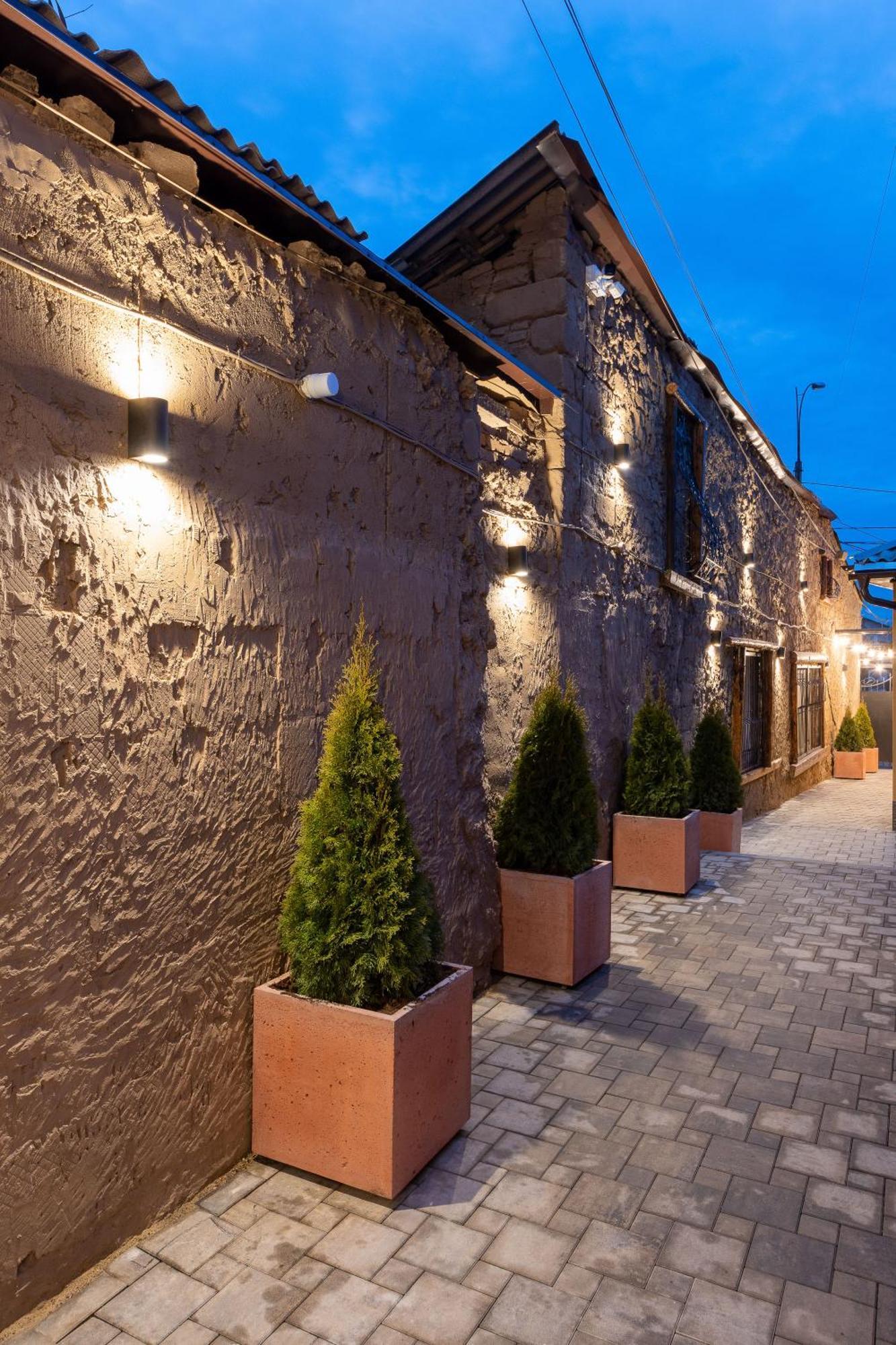 Center Old City Vaikor تشيسيناو المظهر الخارجي الصورة
